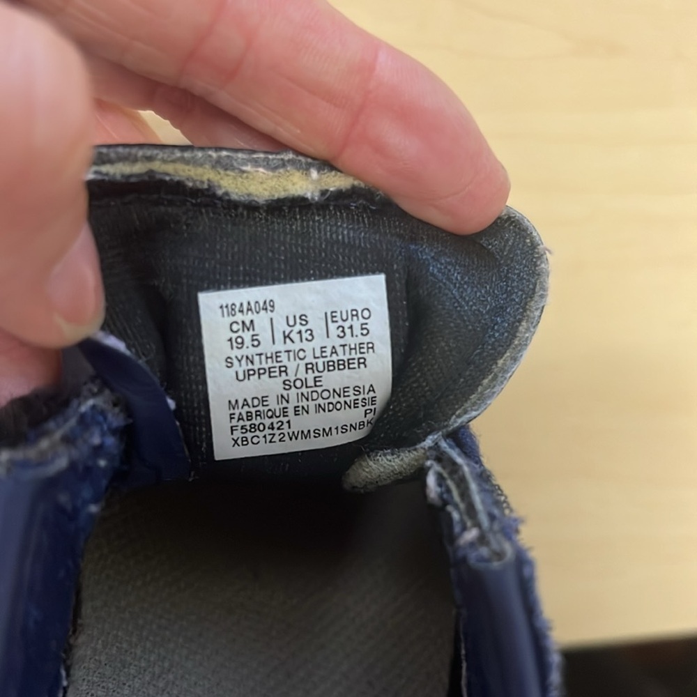 Kids Asics  Onitsuka Tiger Blue Athletic Shoes.  Kids 13 - Picture 5 of 5